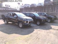 Usata Mitsubishi L200 Select 150 CV (110 kW) 2021 Nero Pick-up
