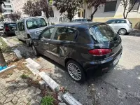 Usata Alfa Romeo 147 150 CV (110 kW) 2005 Nero Utilitaria