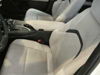 usata Lexus UX Hybrid 4WD Premium
