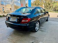 Usata Mercedes C220 170 CV (125 kW) 2012 Nero Berlina