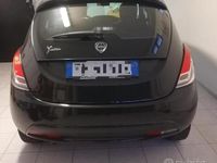 Usata Lancia Ypsilon 69 CV (50 kW) 2017 Nero Utilitaria