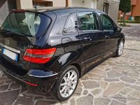 Usata Mercedes B200 Chrome 140 CV (102 kW) 2006 Nero Monovolume