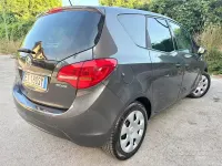 Usata Opel Meriva 95 CV (69 kW) 2013 Grigio Monovolume