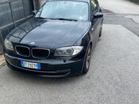 Usata BMW 118 143 CV (105 kW) 2008 Nero Utilitaria