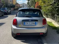 Usata Mini Cooper SE Classic 75 kW (102 CV) 2023 Argento Utilitaria