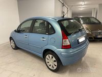 Begagnad Citroën C3 Exclusive 70 HK (51 kW) 2007 Blå Sedan