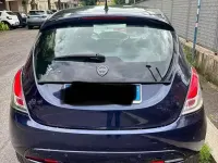 Usata Lancia Ypsilon 69 CV (50 kW) 2016 Blu Utilitaria