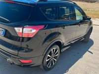 Usata Ford Kuga ST-Line 150 CV (110 kW) 2017 Nero SUV