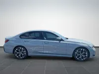Nuova BMW 320 190 CV (139 kW) 2026 Brooklyn grey metallic Berlina