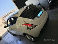 Usata Lancia Ypsilon Gold 69 CV (50 kW) 2013 Bianco Utilitaria