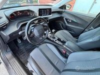 Usata Peugeot 2008 Allure 110 CV (80 kW) 2021 Grigio SUV
