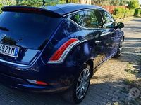 Usata Lancia Delta 130 CV (95 kW) 2014 Blu Utilitaria