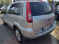 Usata Ford Fusion 101 CV (74 kW) 2010 Grigio Utilitaria