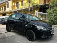 Usata Lancia Ypsilon Silver 69 CV (50 kW) 2022 Nero Utilitaria