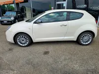 Usata Alfa Romeo MiTo Distinctive 79 CV (58 kW) 2016 Bianco Utilitaria
