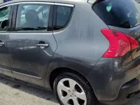 Usata Peugeot 3008 Business-Line 109 CV (80 kW) 2010 Grigio Station wagon