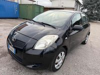 Usata Toyota Yaris 69 CV (50 kW) 2008 Nero Berlina