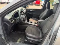Usata Ford Kuga ST-Line X 225 CV (165 kW) 2023 Solar yellow (metallizzato) SUV