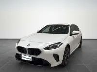 Nuova BMW 118 150 CV (110 kW) 2026 Alpin white pastello Utilitaria