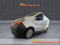 Usata Renault Trafic 100 CV (73 kW) 2003 Bianco Monovolume