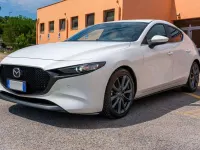 Usata Mazda 3 116 CV (85 kW) 2019 Bianco Berlina