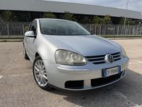 Usata VW Golf IV Comfortline 105 CV (77 kW) 2005 Argento Berlina
