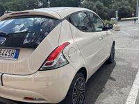 Usata Lancia Ypsilon Gold 69 CV (50 kW) 2018 Utilitaria