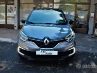 Usata Renault Captur 90 CV (66 kW) 2019 Grigio SUV