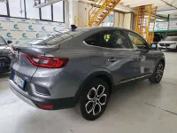 Usata Renault Arkana Intens 94 CV (69 kW) 2021 Grigio magnete SUV