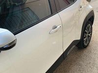 Usata Toyota Yaris Cross Lounge 92 CV (67 kW) 2022 Bianco SUV