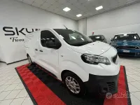 Usata Peugeot e-Expert Premium 56 kW (77 CV) 2021 Bianco Furgone
