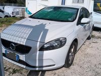Usata Volvo V40 Kinetic 120 CV (88 kW) 2016 Bianco Station wagon