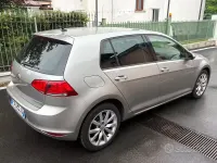 Begagnad VW Golf VII Highline 110 HK (80 kW) 2016 Brun Sedan