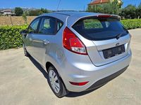 Usata Ford Fiesta 95 CV (69 kW) 2016 Grigio Utilitaria