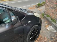 Usata Toyota Yaris 90 CV (66 kW) 2008 Nero Utilitaria