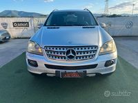 Usata Mercedes ML320 224 CV (164 kW) 2008 Grigio SUV