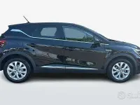 Usata Renault Captur Zen 101 CV (74 kW) 2021 Nero SUV