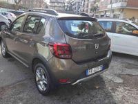 Usata Dacia Sandero Stepway 90 CV (66 kW) 2018 Marrone Berlina