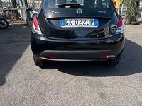 Usata Lancia Ypsilon 69 CV (50 kW) 2022 Nero Utilitaria