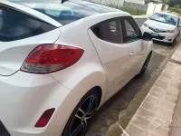 Usata Hyundai Veloster 140 CV (102 kW) 2013 Bianco Utilitaria