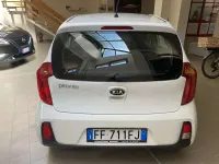 Usata Kia Picanto Active 65 CV (47 kW) 2016 Bianco Utilitaria