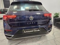 Usata VW T-Roc Advance 116 CV (85 kW) 2018 Blu perlato SUV