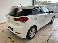 Usata Hyundai i20 Classic 75 CV (55 kW) 2016 Bianco Berlina