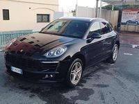 Używany Porsche Macan 250 KM (183 kW) 2016 Czarny SUV