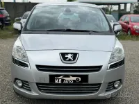 Usado Peugeot 5008 109 HP (80 kW) 2009 Cinzento Monovolume