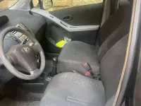 Usata Toyota Yaris 90 CV (66 kW) 2006 Nero Berlina