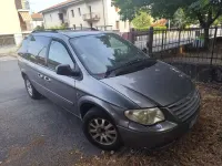 Usata Chrysler Voyager 143 CV (105 kW) 2007 Bronzo Monovolume