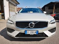 Usata Volvo V60 Business Edition 150 CV (110 kW) 2020 Grigio Station wagon