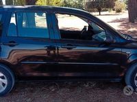 Usata Mazda 2 75 CV (55 kW) 2006 Nero Berlina