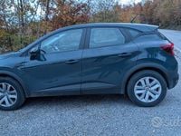 Usado Renault Captur Equilibre 101 CV (74 kW) 2023 Azul SUV